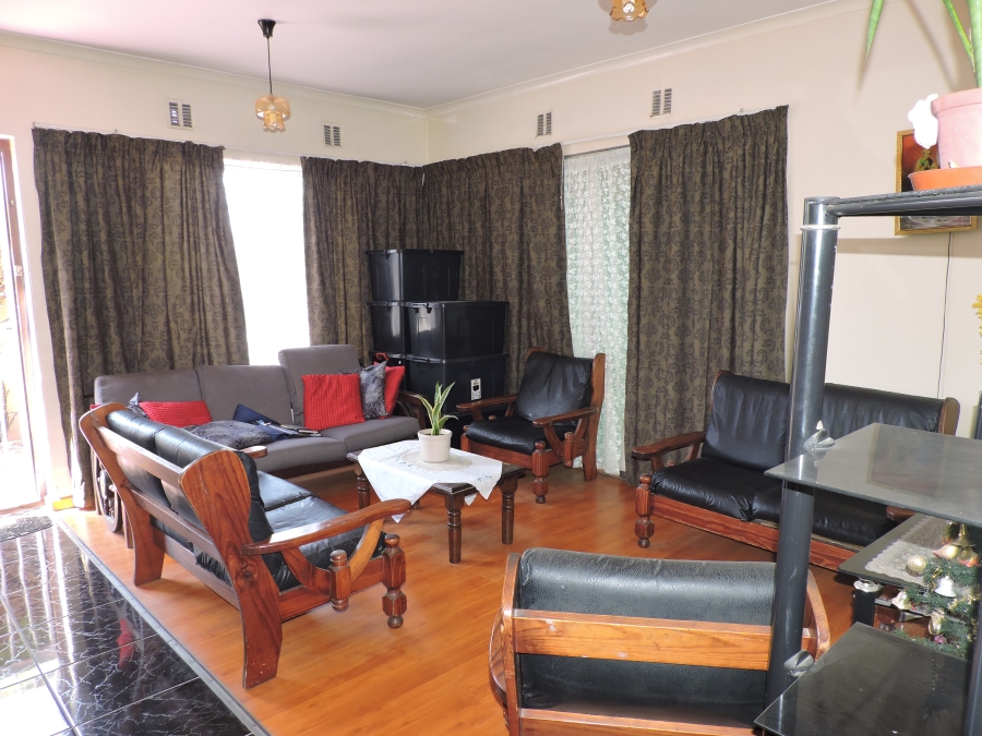 4 Bedroom Property for Sale in Belhar Western Cape